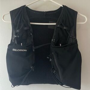 Salomon Adv Skin 5 Hydration/Running Vest. Size small.